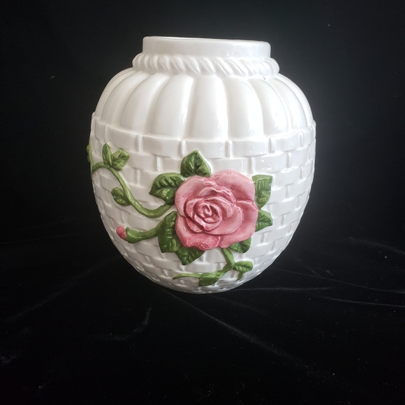 Vintage Pottery White Flower Weaved  Round Vase# - Picture 7 of 8
